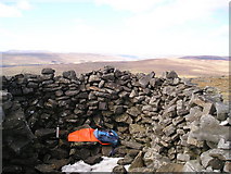 SE0074 : Shelter  north of Great Whernside summit by Richard Swales