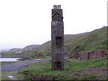 HU2980 : Shetland Totem Pole by Jeremy Duncan