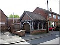 The well, High Street, Broughton