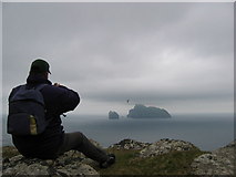NA1505 : Looking out at Boreray from St Kilda by Philip Hughes