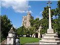 Church & War Memorial, Tring