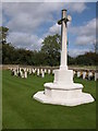 War memorial and graves, Little Rissington