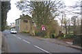 Start of two footpaths, Church Lane, Southowram