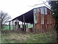 SU0725 : Pole Barn by Maigheach-gheal