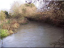 SU0725 : Swollen River Ebble by Maigheach-gheal