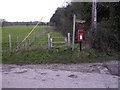 Footpath north from Upper Wyke to Test Way