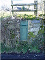 Postbox near Tyddyn Du