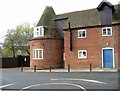 Oast house at the N end of The Hamele