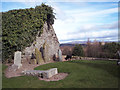 Eassie Old Church - Graveyard