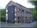 Flats, Appletree Avenue, Dinas