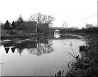 ST8660 : Hilperton Wharf Bridge, Kennet and Avon Canal by Dr Neil Clifton