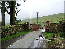 SD7079 : The Gate at Kingsdale Head by Alexander P Kapp