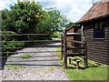 Footpath to Tarrant Rawston