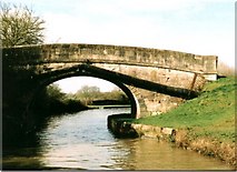 ST8559 : Balls Bridge - No.168 - Kennet & Avon Canal nr.Trowbridge 2004 by Maurice Pullin