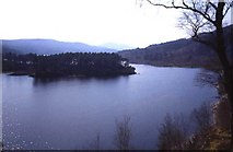 NH2426 : Loch Beinn a Mheadhoin by Trevor Rickard