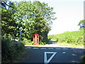 Groeslon Coed Garw Crossroads