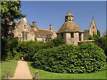 TQ2629 : Nymans by Andy Potter