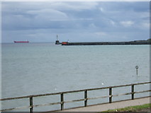 NJ9506 : View towards north wall of Aberdeen Harbour entrance by Stanley Howe