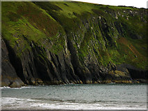 SN1951 : Cliffs south of Traeth y Mwnt by Chris Gunns
