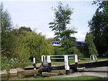 SP9808 : Canal and railway side by side in Berkhamsted by David Sands