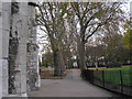 Path through St Dunstan