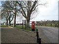 Post box in Delling Lane