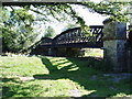 River Severn, Penstrowed railway bridge