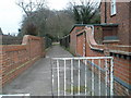 Alleyway from Battens Way to Stone Square