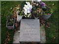 SU7682 : Dusty Springfield's grave by Andrew Blades