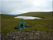 NG8046 : Loch na Beinne Baine by John Mann