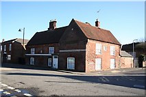 TF3038 : Former King's Head Inn by Richard Croft