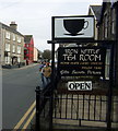 Stryd Fawr/High Street tea-room