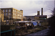 SE1315 : Lockwood from the bridge over the Holme. by Chris Allen