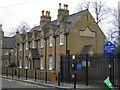 Cottages on Avenue Road, N15