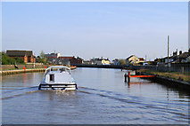 TG5208 : River Bure, Great Yarmouth by Pierre Terre