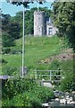 Ffug-gastell yng Ngerddi Tan-y-Coed / Folly in Tan-y-Coed Gardens