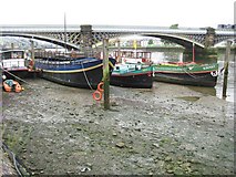 TQ2676 : River Thames: Battersea Reach: Albion Quay by Nigel Cox