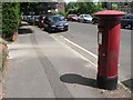 SZ0991 : Bournemouth: postbox № BH1 125, Cavendish Road by Chris Downer