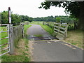 Road to Mounts Court Farm