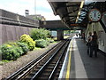 Colindale tube station, southbound platform