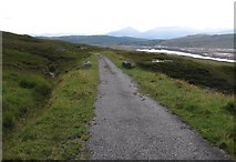 NH1305 : The "Road to the Isles" - Cluanie Inn to Loch Loyne by Trevor Wright