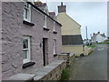 Pretty little cottage in the centre of Trefin