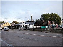 W5870 : The White Horse, Ballincollig by Ian Paterson