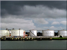 J3675 : Oil Storage Tanks, Belfast by Rossographer
